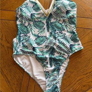 XOXO Green Leaf Print One Piece Swimsuit